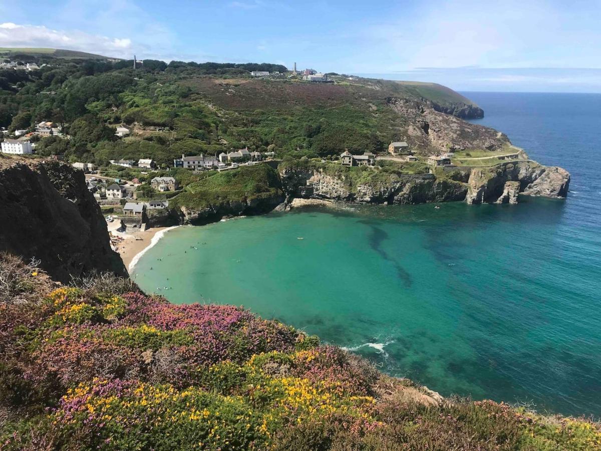 Little Dusty - Between St Agnes & Perranporth *